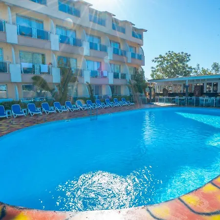 Aperion Side Beach فندق مانافجات
